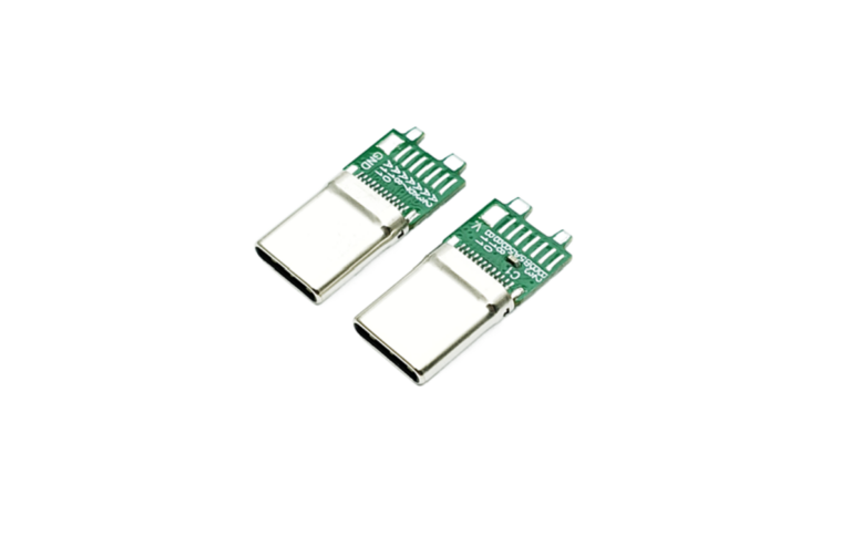 USB Type-C Plug with Capacitor